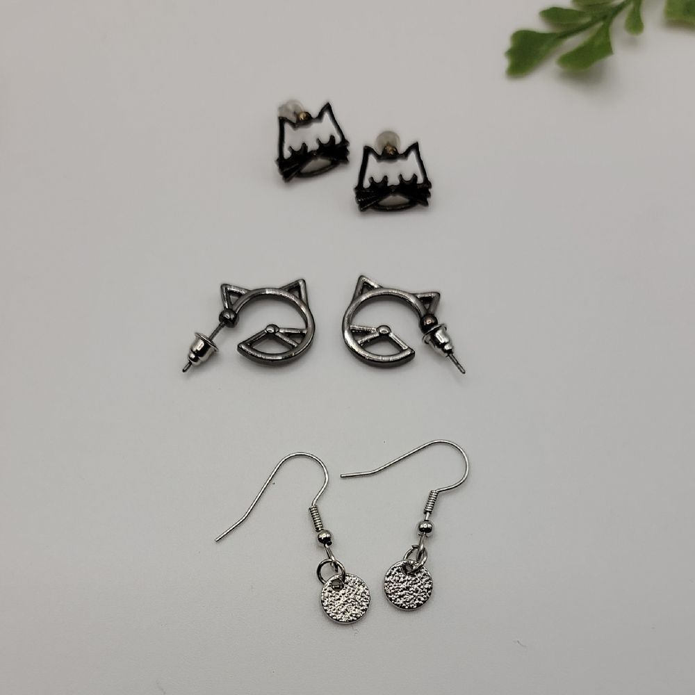 Cat Earrings Set Silvertone and Black Set Of 3
